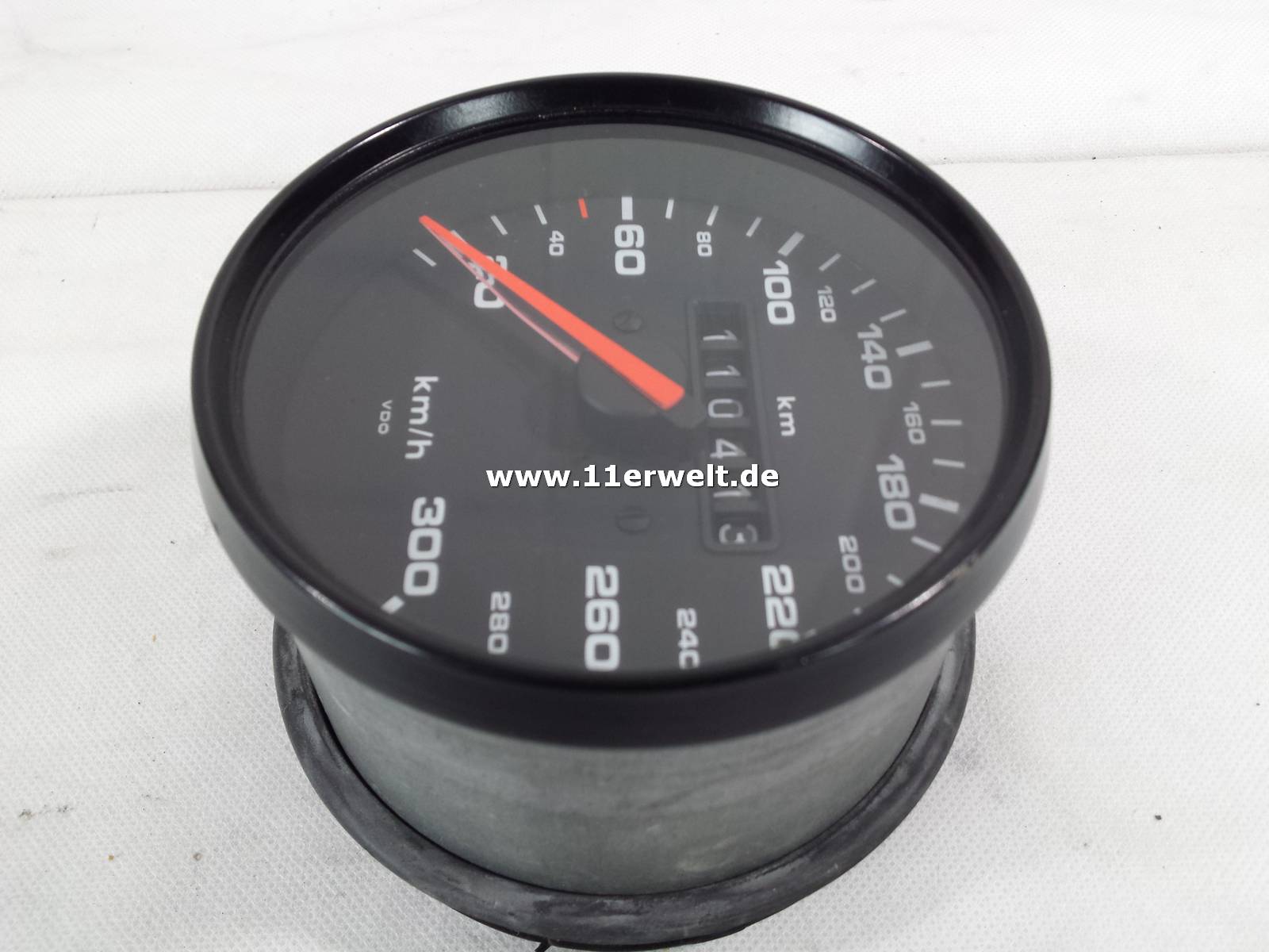 Original Porsche 964 993 Tacho VDO bis 300 km/h 96464153600