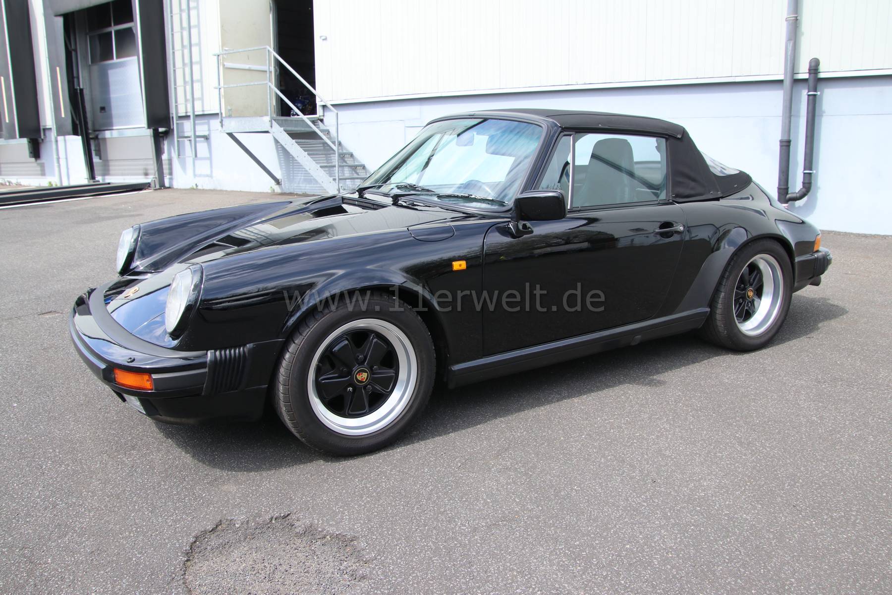 Porsche 911 Carrera Cabrio