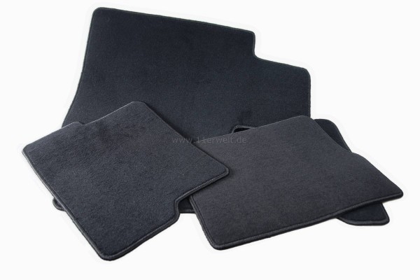 Teppichmatten - Fußmatten für Mercedes R107 schwarz. Set mit 4 Stück